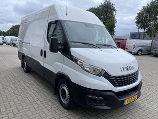 Iveco Daily 35S16V 2.3 L2H2 160pk / vaste prijs rijklaar € 27.950 ex btw / lease vanaf € 500 / climate control / mag 3500 kg trekken / 270 graden achterdeuren / euro 6 diesel !