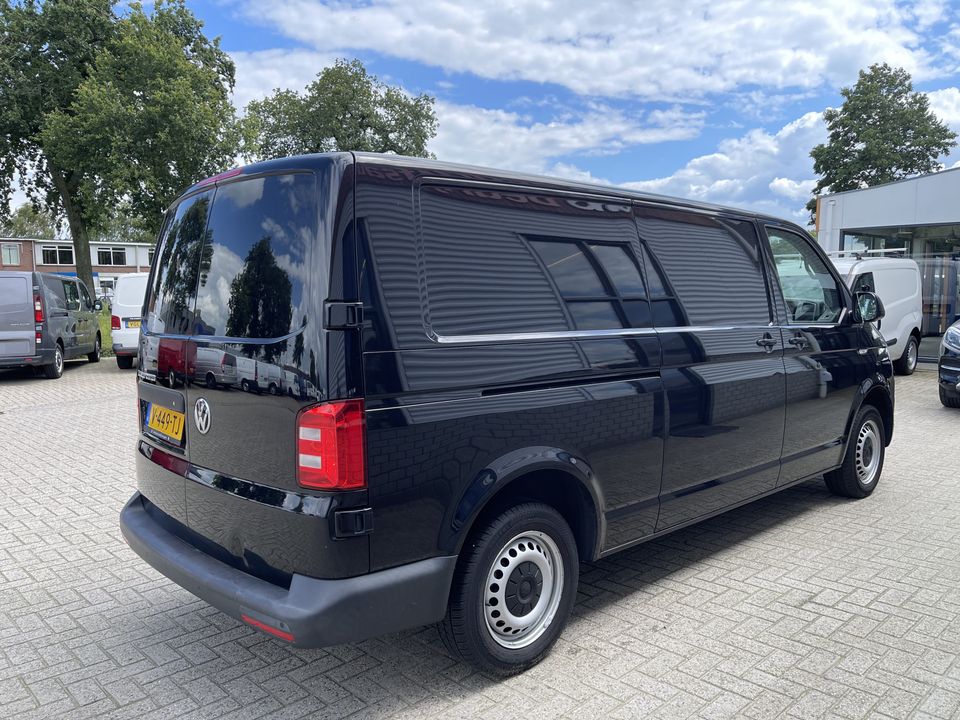 Volkswagen Transporter 2.0 TDI 150pk DSG automaat L2H1 Comfortline / vaste prijs rijklaar € 20.950 ex btw / lease vanaf € 375 / airco / cruise / navi / dichte achterdeuren / stoelverwarming !