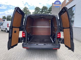 Volkswagen Transporter 2.0 TDI 150pk DSG automaat L2H1 Comfortline / vaste prijs rijklaar € 20.950 ex btw / lease vanaf € 375 / airco / cruise / navi / dichte achterdeuren / stoelverwarming !