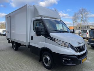 Iveco Daily 35S14 2.3 automaat / bakwagen met laadklep / vaste prijs rijklaar € 30.950 ex btw / lease vanaf € 554 / cruise en climate control / zijdeur / geveerde chauffeurs stoel !