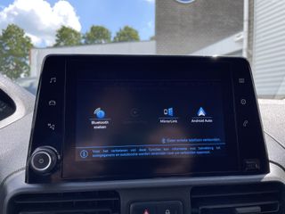 Peugeot Partner 1.6 BlueHDI Premium / vaste prijs rijklaar € 10.950 ex btw / lease vanaf € 199 / airco / apple carplay android auto / cruise control / armsteun !