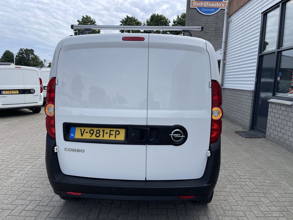 Opel Combo 1.6 CDTi 105pk L2H1 Edition / rijklaar € 7950 ex btw / euro 6 diesel / airco / dakdragers / schuifdeur / lease vanaf €