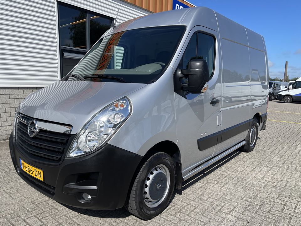 Opel Movano 2.3 CDTI 145pk BiTurbo L1H2 / rijklaar € 12.950 ex btw / lease vanaf € 281 / airco / cruise / geveerde chauffeursstoel / stamdkachel / trekhaak 2500 kg !