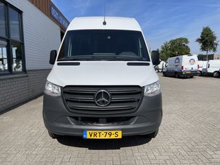 Mercedes-Benz Sprinter 317 1.9 CDI 170pk L2H2 / rijklaar € 40.950 ex btw / lease vanaf € 856 / climate control / trekhaak kan omgekeurd worden naar 3500 kg / achteruit rijcamera / 18 inch velgen / zwarte sidebars !