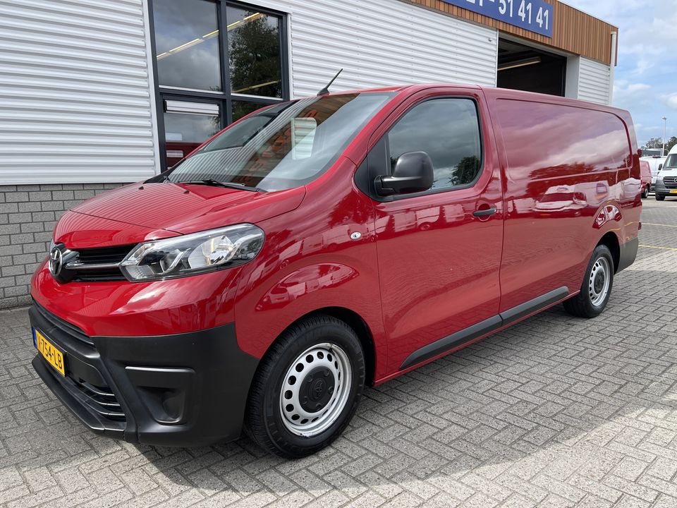 Toyota ProAce Worker 1.6 D-4D Cool Comfort Long L3H1 / rijklaar € 20.950 ex btw / lease vanaf € 408 / airco / cruise / trekhaak 2000 kg / bijrijdersbank !