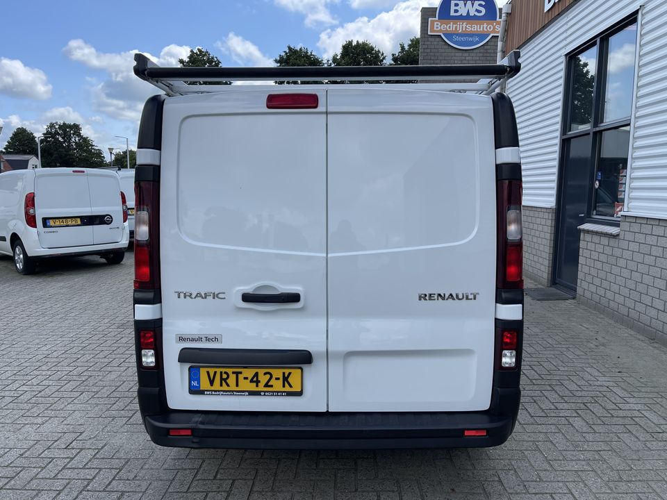 Renault Trafic 1.6 dCi 95pk T29 L2H1 Comfort / rijklaar € 17.950 ex btw / lease vanaf € 401 / airco / aluminium imperial /  bijrijdersbank / radio MP3 bluetooth