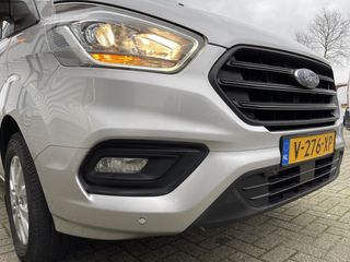 Ford Transit Custom 320 2.0 TDCI 130pk automaat L2H1 Trend / rijklaar € 18.950 ex btw / lease vanaf € 401 / airco / cruise / navi / zilver metallic / stoelverwarming !