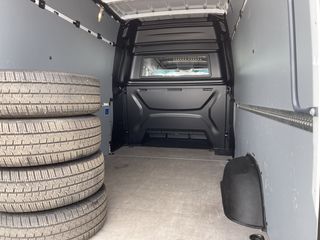 Mercedes-Benz Sprinter 317 1.9 CDI 170pk L3H2 RWD / luxe DC 5 persoons / rijklaar € 48.950 ex btw / trekhaak / climate control / achteruit rijcamera / 18 inch velgen met 4 seizoenen banden !