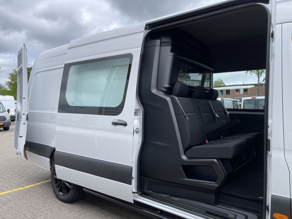 Mercedes-Benz Sprinter 317 1.9 CDI 170pk L3H2 RWD / luxe DC 5 persoons / rijklaar € 48.950 ex btw / trekhaak / climate control / achteruit rijcamera / 18 inch velgen met 4 seizoenen banden !