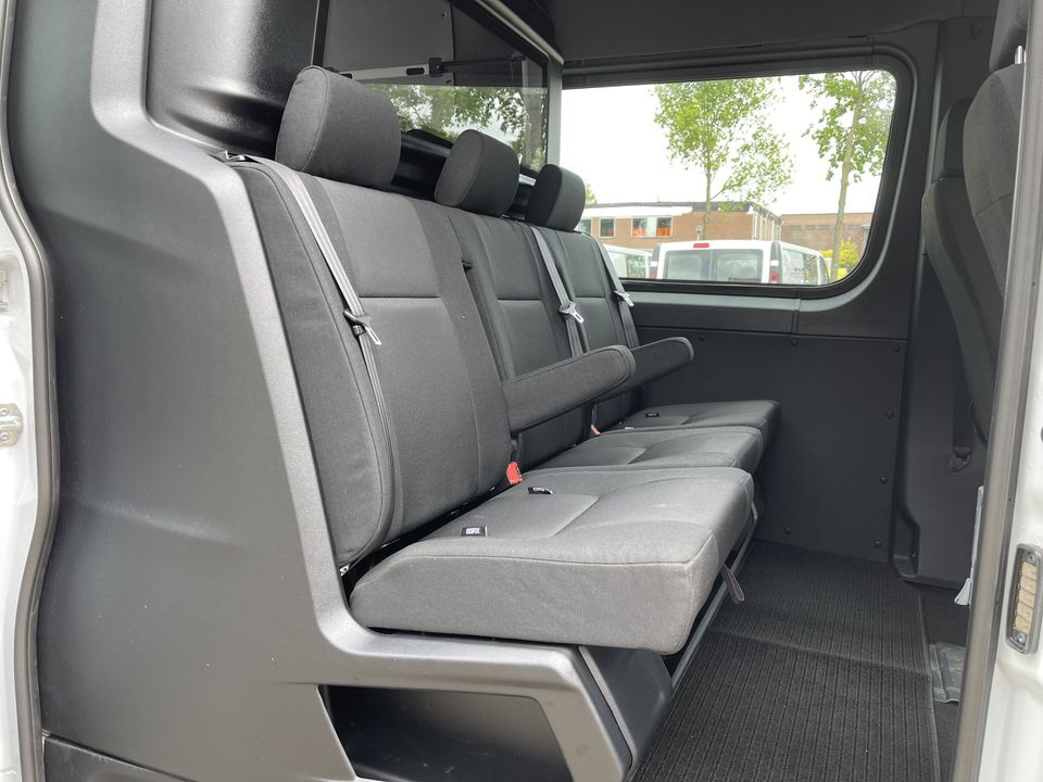 Mercedes-Benz Sprinter 317 1.9 CDI 170pk L3H2 RWD / luxe DC 5 persoons / rijklaar € 48.950 ex btw / trekhaak / climate control / achteruit rijcamera / 18 inch velgen met 4 seizoenen banden !