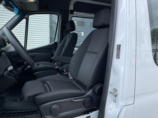 Mercedes-Benz Sprinter 317 1.9 CDI 170pk L3H2 RWD / luxe DC 5 persoons / rijklaar € 48.950 ex btw / trekhaak / climate control / achteruit rijcamera / 18 inch velgen met 4 seizoenen banden !