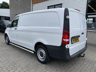 Mercedes-Benz Vito 111 CDI Lang L2H1 / rijklaar € 18.950 ex btw / lease vanaf € 375 / airco / cruise / trekhaak 2000 kg / bijrijdersbank !