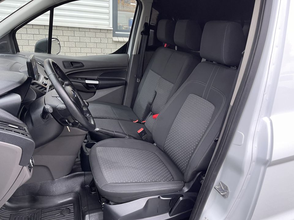 Ford Transit Connect 1.5 TDCI Limited / rijklaar € 13.950 ex btw / lease vanaf € 316 / airco / cruise / navi / Apple Carplay / achteruit rijcamera / 3 zits !