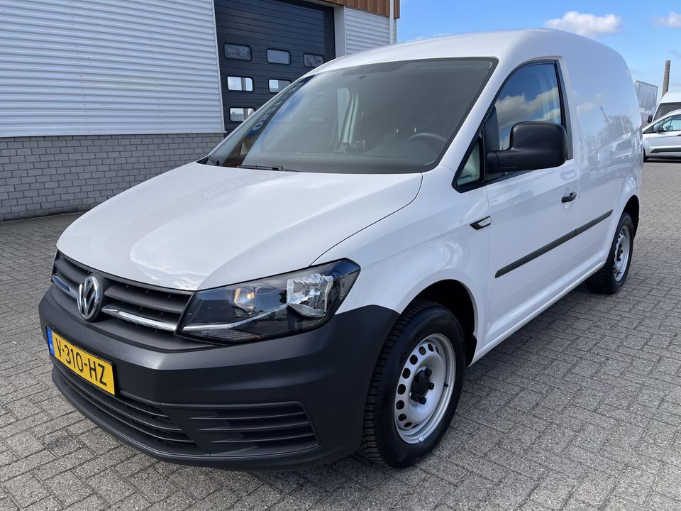 Volkswagen Caddy 2.0 TDI L1H1 BMT Economy / rijklaar € 10.950 ex btw / lease vanaf € 253 / airco / tomtom navigatie / euro 6 diesel ! / pioneer radio CD mp3