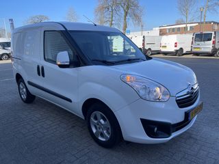 Opel Combo 1.3 CDTi 95pk L1H1 Sport / rijklaar € 9.950 ex btw / lease vanaf € 232 / airco / cruise / stoelverwarming / lichtmetalen velgen / pdc achter !