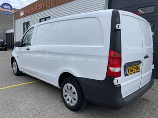 Mercedes-Benz Vito 111 CDI Functional Lang L2H1 / rijklaar € 19.950 ex btw / lease vanaf € 431 / airco / navigatie / achteruit rijcamera / parkeersensoren voor en achter !