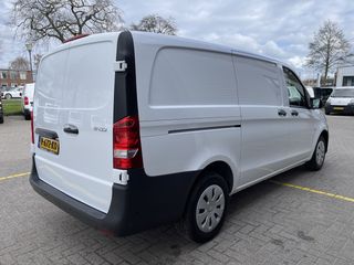 Mercedes-Benz Vito 111 CDI Functional Lang L2H1 / rijklaar € 19.950 ex btw / lease vanaf € 431 / airco / navigatie / achteruit rijcamera / parkeersensoren voor en achter !