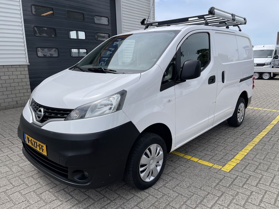 Nissan NV200 1.5 dCi 90pk Optima L1H1 / rijklaar € 10.950 ex btw / lease vanaf € 237 / airco / cruise / TomTom navigatie / dubbele schuifdeur / trekhaak !