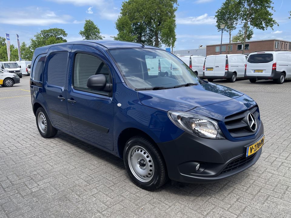 Mercedes-Benz Citan 108 CDI BlueEFFICIENCY / rijklaar € 11.950 ex btw / lease vanaf € 256 / airco / tomtom navigatie / schuifdeur !