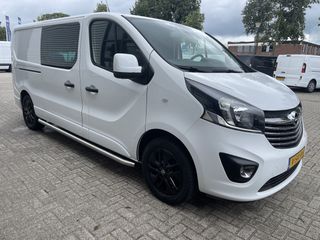 Opel Vivaro 1.6 CDTI 145pk L2H1 Innovation EcoFlex / rijklaar € 16.950 ex btw / lease € 373 / airco / cruise / navi / achterklep / trekhaak / pdc achter !