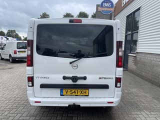 Opel Vivaro 1.6 CDTI 145pk L2H1 Innovation EcoFlex / rijklaar € 16.950 ex btw / lease € 373 / airco / cruise / navi / achterklep / trekhaak / pdc achter !