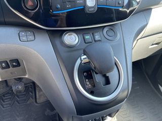 Nissan e-NV200 Business 109pk / volledig electrisch / rijklaar € 11.950 ex btw / lease vanaf € 220 / airco / cruise / inclusief accu en oplaadkabels / navi / achteruit rijcamera