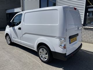 Nissan e-NV200 Business 109pk / volledig electrisch / rijklaar € 11.950 ex btw / lease vanaf € 220 / airco / cruise / inclusief accu en oplaadkabels / navi / achteruit rijcamera