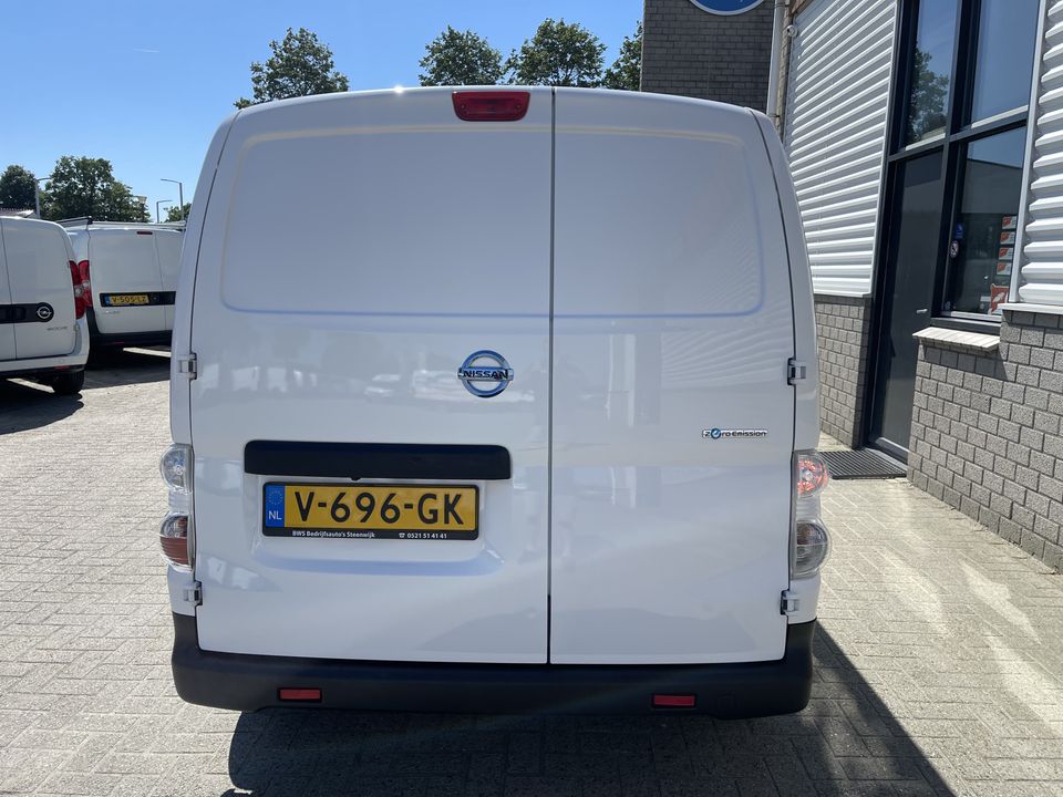 Nissan e-NV200 Business 109pk / volledig electrisch / rijklaar € 11.950 ex btw / lease vanaf € 220 / airco / cruise / inclusief accu en oplaadkabels / navi / achteruit rijcamera