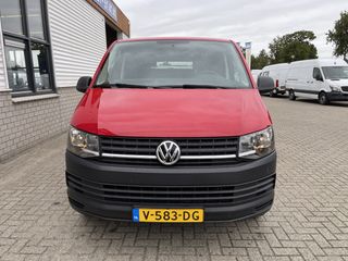 Volkswagen Transporter 2.0 TDI 102pk L1H1 Comfortline / vaste prijs rijklaar € 17.950 ex btw / lease vanaf € 348 / airco / cruise control / trekhaak 2200 kg / 18 Inch lichtmetalen velgen met nieuwe 4-seizoenen Vredestein banden !