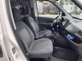 Opel Combo 1.3 CDTi L1H1 Edition / vaste prijs rijklaar € 9950 ex btw / euro 6 diesel / airco / nieuw imperial met looprol / airco / lease vanaf € 183