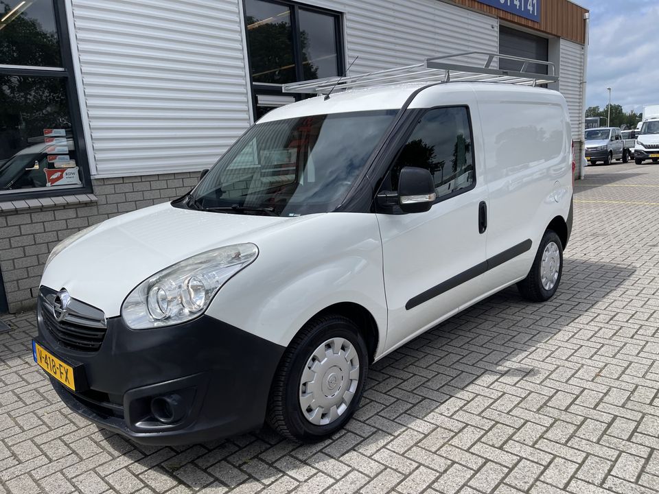 Opel Combo 1.3 CDTi L1H1 Edition / vaste prijs rijklaar € 9950 ex btw / euro 6 diesel / airco / nieuw imperial met looprol / airco / lease vanaf € 183