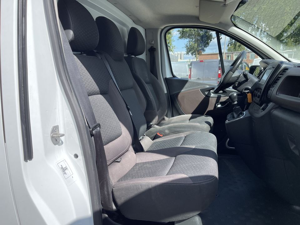 Fiat Talento 1.6 MJ 125pk EcoJet L2H1 SX / vaste prijs rijklaar € 16.950 ex btw / lease vanaf € 311 / dubbele schuifdeur / imperial / trekhaak / pdc achter / airco / cruise / navigatie