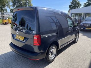 Volkswagen Caddy 2.0 TDI L1H1 BMT Trendline / rijklaar € 11.950 ex btw / lease vanaf € 236 / airco / cruise / donker blauw metallic / electrische laadruimte ventilatie !