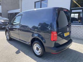 Volkswagen Caddy 2.0 TDI L1H1 BMT Trendline / rijklaar € 11.950 ex btw / lease vanaf € 236 / airco / cruise / donker blauw metallic / electrische laadruimte ventilatie !