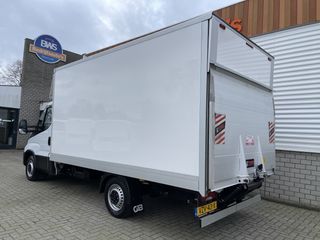 Iveco Daily 35S14H 2.3 automaat / bakwagen met Zepro ( Hiab ) laadklep / rijklaar € 30.950 ex btw / lease vanaf € 554 / cruise en climate control / standkachel / zijdeur / bijrijdersbank !