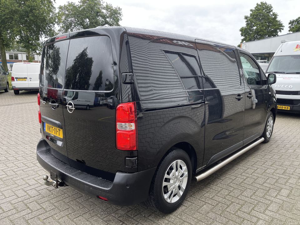 Opel Vivaro 1.5 CDTI L2H1 Edition / vaste prijs rijklaar € 20.950 ex btw / lease vanaf € 375 / dubbele schuifdeur / euro 6 diesel / airco / cruise / navi / camera / trekhaak !