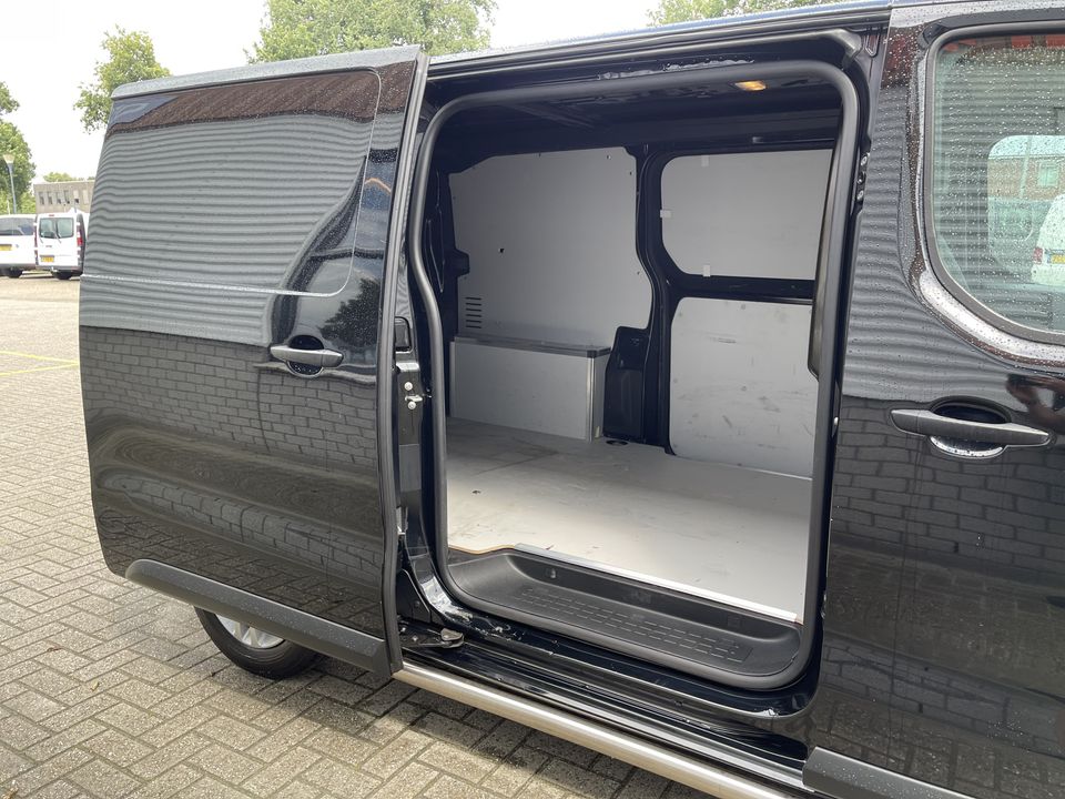 Opel Vivaro 1.5 CDTI 120pk L2H1 Edition / vaste prijs rijklaar € 20.950 ex btw / lease vanaf € 375 / dubbele schuifdeur / airco / cruise / camera / trekhaak / pdc voor en achter !