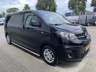 Opel Vivaro 1.5 CDTI 120pk L2H1 Edition / vaste prijs rijklaar € 20.950 ex btw / lease vanaf € 375 / dubbele schuifdeur / airco / cruise / camera / trekhaak / pdc voor en achter !