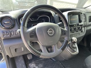 Opel Vivaro 1.6 CDTI L2H1 Edition / rijklaar € 9950 ex btw / lease vanaf € 183 / aircco / cruise / navi / trekhaak / zwart metallic / euro 6 diesel