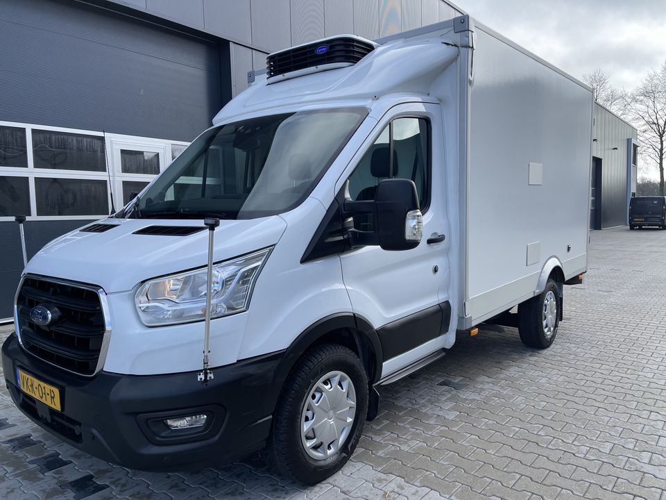 Ford Transit 2.0 TDCI automaat bakwagen met Carrier koeling / 0 graden celsius / smartbox / cruise control / airco / achteruit rijcamera / navigatie !