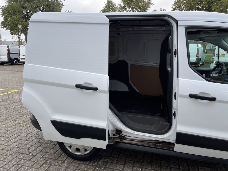 Ford Transit Connect 1.5 EcoBlue L1 Trend / rijklaar € 14.950 ex btw / lease vanaf € 302 / airco / radio mp3 / schuifdeur / 6 versnelligen !