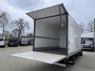 Iveco Daily 35S14 Himatic automaat / bakwagen met laadklep / vaste prijs rijklaar € 30.950 ex btw / lease vanaf € 554 / cruise en climate control / standkachel / stoelverwarming !