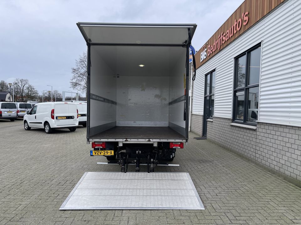 Iveco Daily 35S14 Himatic automaat / bakwagen met laadklep / vaste prijs rijklaar € 30.950 ex btw / lease vanaf € 554 / cruise en climate control / standkachel / stoelverwarming !