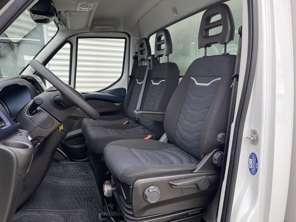 Iveco Daily 35S14 Himatic automaat / bakwagen met laadklep / vaste prijs rijklaar € 30.950 ex btw / lease vanaf € 554 / cruise en climate control / standkachel / stoelverwarming !