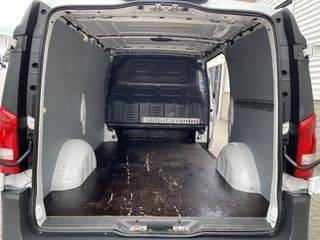 Mercedes-Benz Vito 109 CDI Lang L2H1 / rijklaar € 14.950 ex btw / lease vanaf € 329 / airco / navigatie / achteruit rijcamera / achterdeuren / euro 6 diesel !