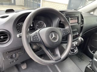 Mercedes-Benz Vito 109 CDI Lang L2H1 / rijklaar € 14.950 ex btw / lease vanaf € 329 / airco / navigatie / achteruit rijcamera / achterdeuren / euro 6 diesel !