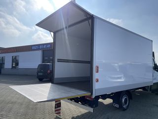 Iveco Daily 35S14 Himatic 8 traps automaat / bakwagen met laadklep / rijklaar € 30.950 ex btw / lease vanaf € 554 / cruise en climate control / standkachel en stoelverwarming