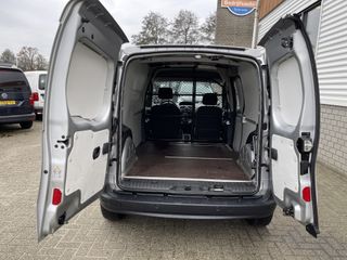 Renault Kangoo 1.5 dCi 90pk automaat Energy Comfort Maxi L2H1 / vaste prijs rijklaar € 12.950 ex btw / lease vanaf € 256 / airco / zilver metallic / pdc achter !