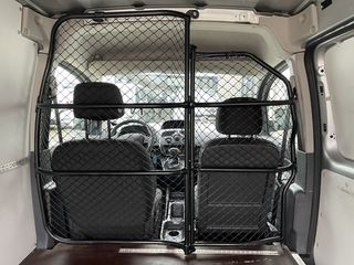 Renault Kangoo 1.5 dCi 90pk automaat Energy Comfort Maxi L2H1 / vaste prijs rijklaar € 13.950 ex btw / lease vanaf € 256 / airco / zilver metallic / pdc achter !