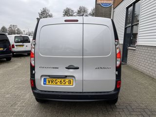 Renault Kangoo 1.5 dCi 90pk automaat Energy Comfort Maxi L2H1 / vaste prijs rijklaar € 12.950 ex btw / lease vanaf € 256 / airco / zilver metallic / pdc achter !